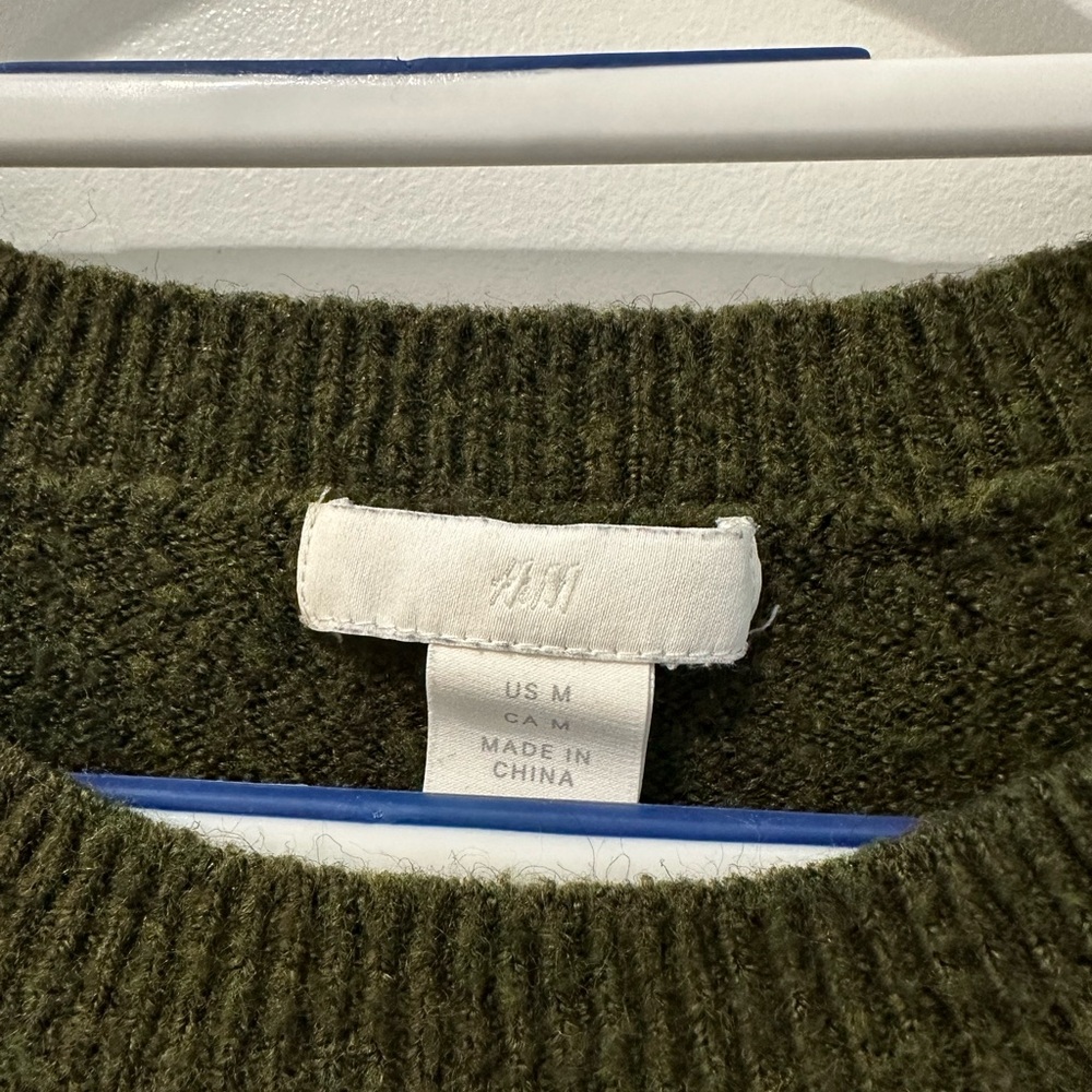 H&M Olive Sweater - Picture 3 of 3